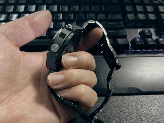 评的4款功能丰富的智能手表全方位测评K8凯发登录科技控们的新宠几乎零差(图13)