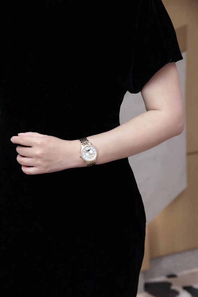 着女性的“时间进化史”章子怡最爱的腕表里藏(图28)
