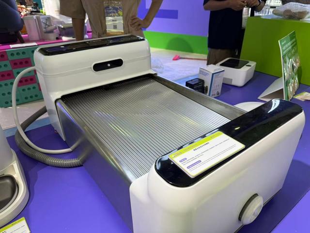 的旗舰展会也站到了人工智能的风口AI养宠的时代来了这场宠物行业(图2)